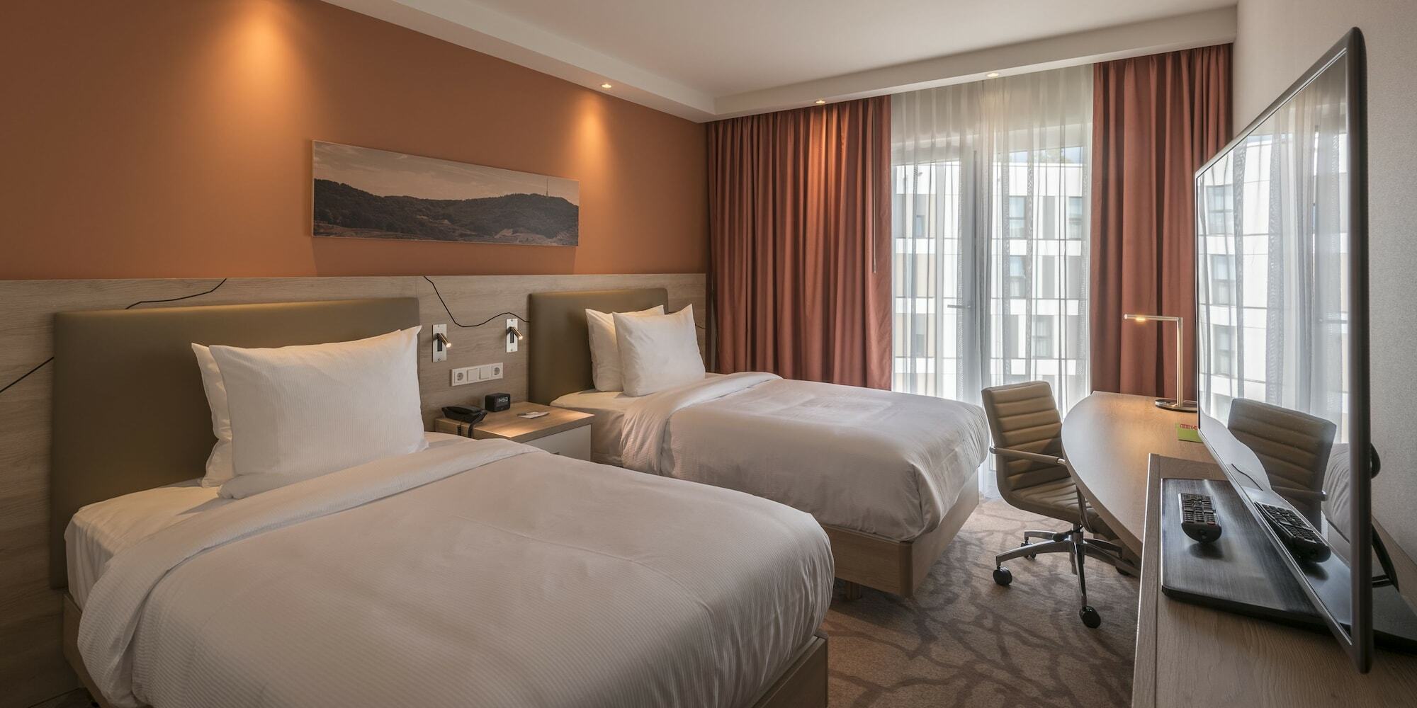 Hampton By Hilton Freiburg Hotel Екстериор снимка